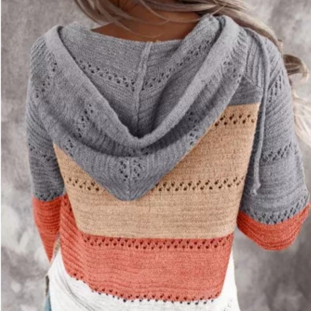 Knitted color block, pullover beach wear hoodie.
Size Small - Picture 2 of 7